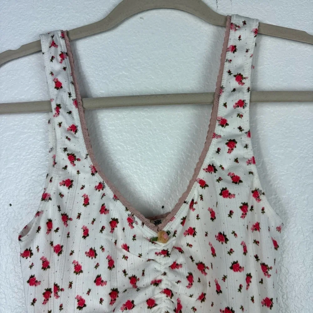 Free People intimately Pink and White Floral crop Top size XS